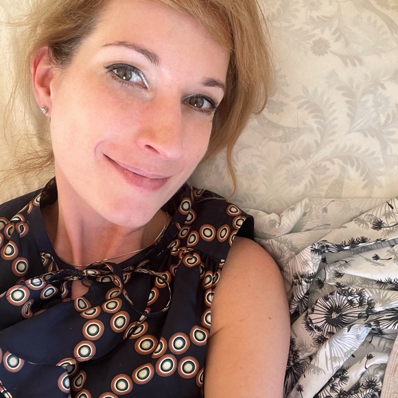 Meet your Posher, Alessandra - Picture 1 of 1